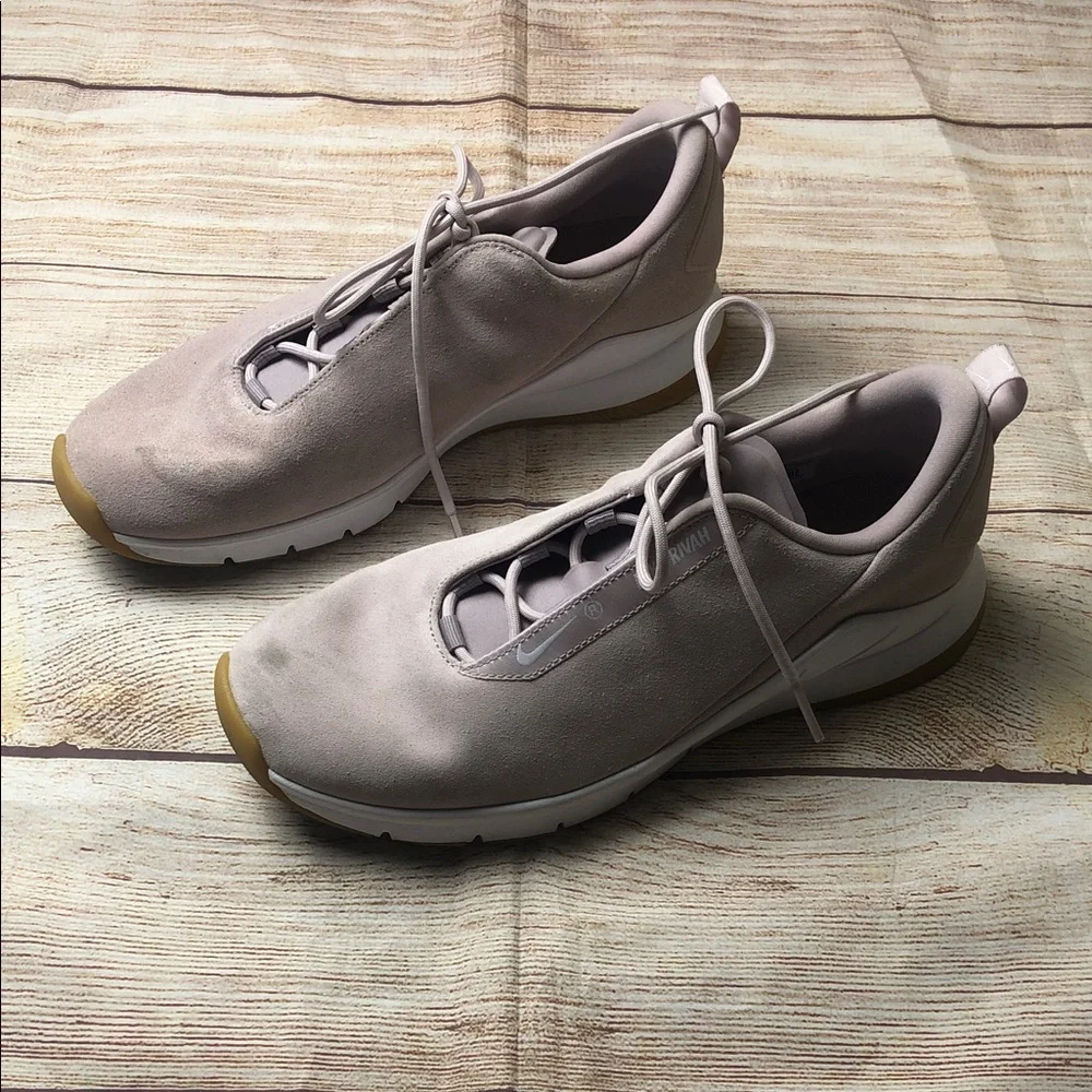 Nike‎ Women's Rivah Particle Rose White Running Shoe